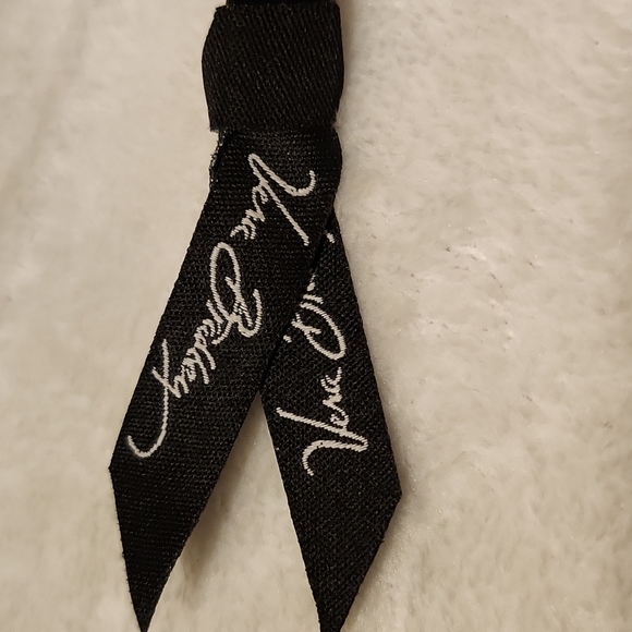 Vera Bradley Ziparound Wallet - Picture 2 of 4